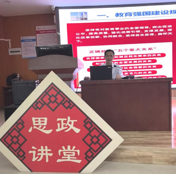 免费观看已满十八岁电视剧两女