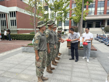 免费观看已满十八岁电视剧两女