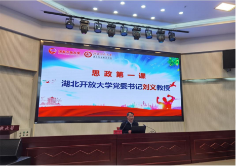 免费观看已满十八岁电视剧两女