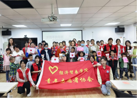 免费观看已满十八岁电视剧两女