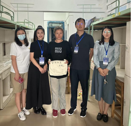 免费观看已满十八岁电视剧两女