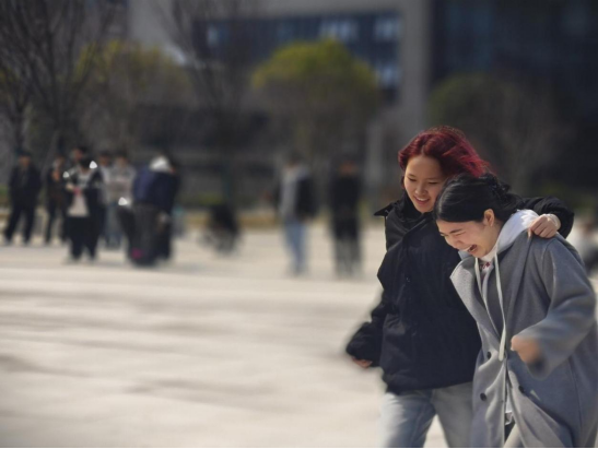 免费观看已满十八岁电视剧两女