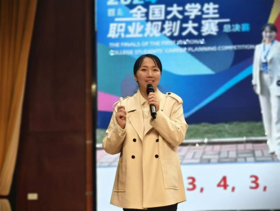 免费观看已满十八岁电视剧两女
